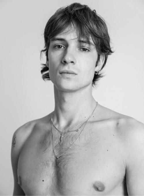 ragdan:  Eliott Margueron  PH: Stephane Gizard (instagram: stephanegizard)