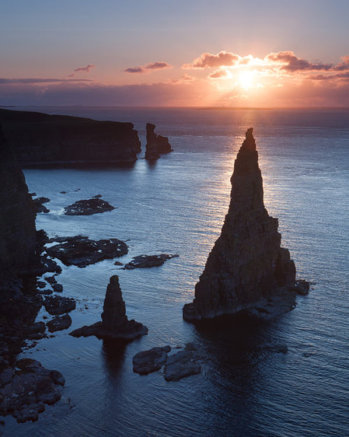 scotianostra: Good Morning from Scotland Duncansby Stacks.