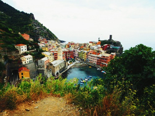 thebadwolf:  Cinque Terre, Italy