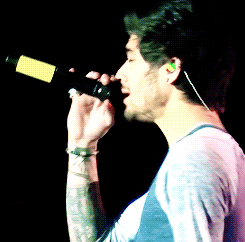 zaynharry:  x 