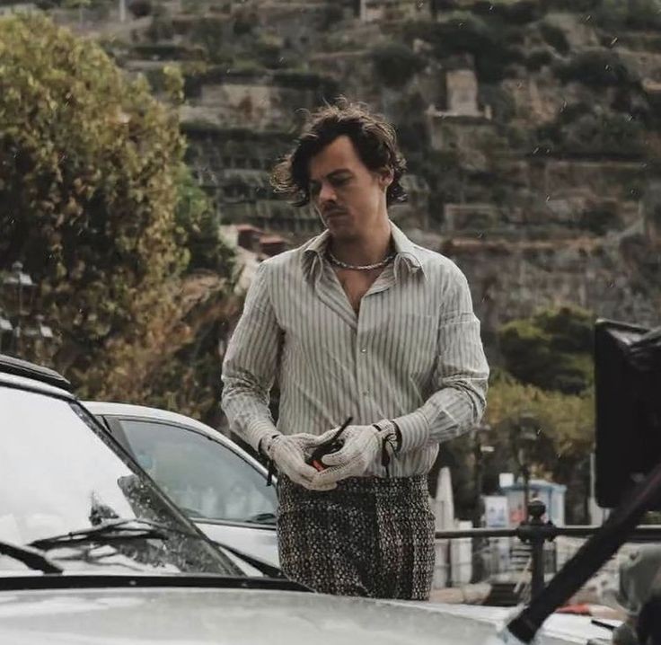 HarryEdwardStyles — Harry styles - Golden BTS 🍊🍋🍌🍍🍇🍒🥝🥭🍞