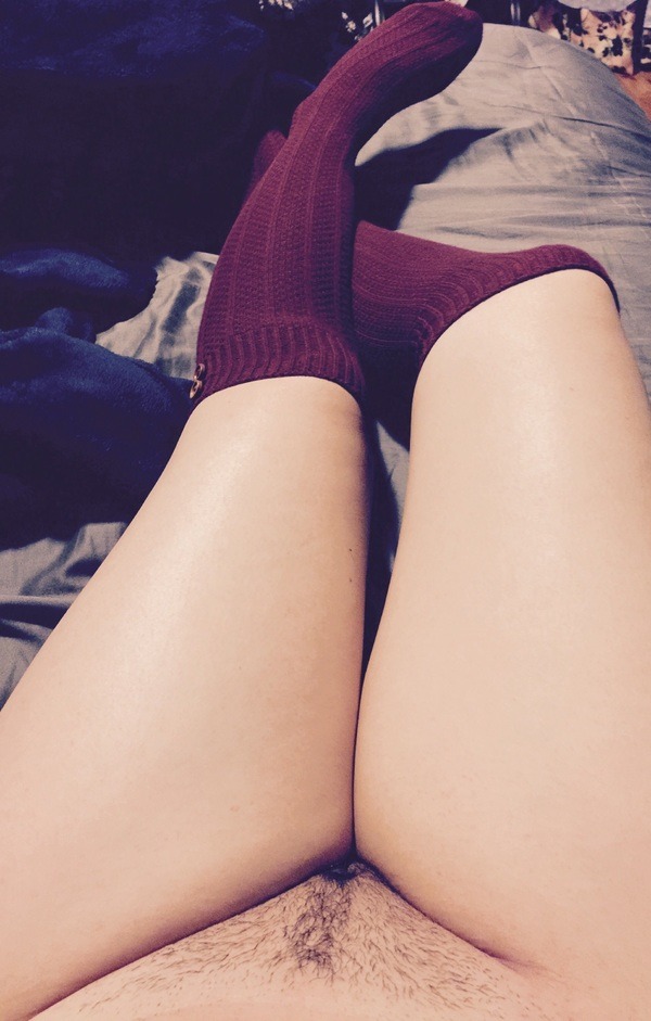 pornadayxxx:  Let her know what you guys and girls would do to her