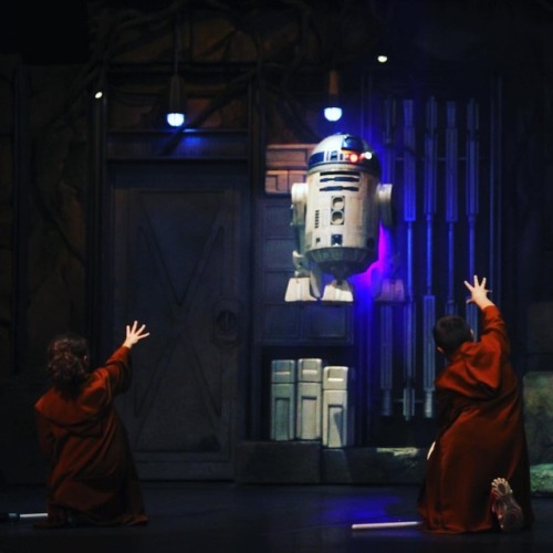 May the fourth be with you! #starwars #jediacademy #disneylandparis #disney #disneyland #paris #pari