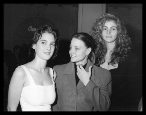 camewiththeframe: Winona Ryder, Keanu Reeves, Jodie Foster and Julia Roberts, at Indie Spirit Awards