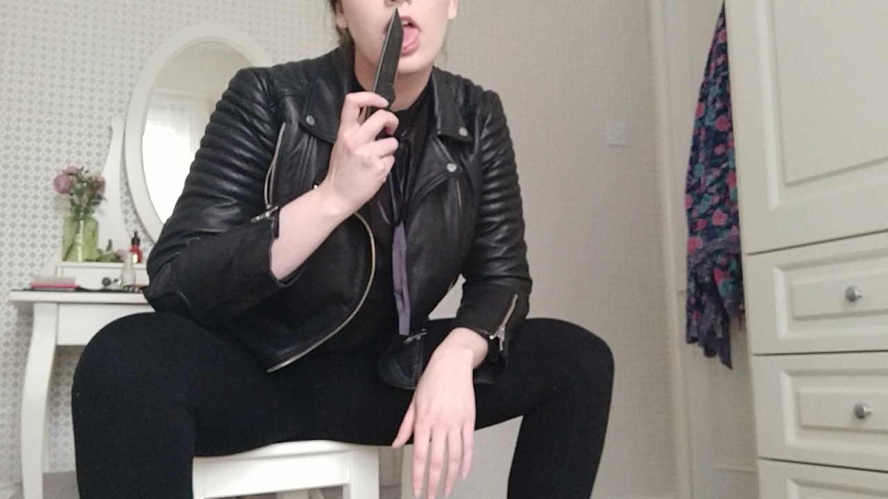 sweeetpeach: So what d'ya say, man? D'ya wanna be in my gang?  do not self promote