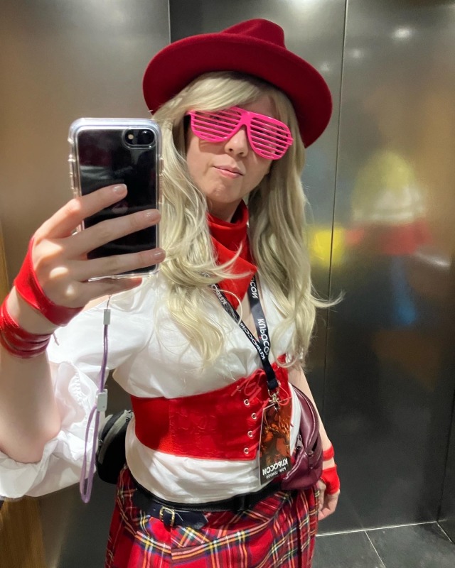 Words cannot describe how much I loved wearing my red mage cosplay at Kupocon Pom2 ❤️