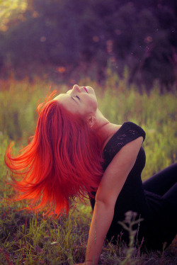 alice-doe:  foxfire-midori:  redhead-beauties: