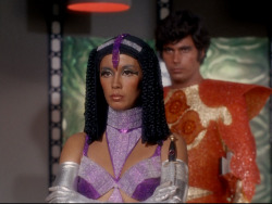 dwellerinthelibrary:  Watched the original series Star Trek episode “Elaan of Troyius” tonight, I’m pretty sure for the first time. Elaan’s braided wig and makeup remind me of the many face-front capitals of the goddess Hathor - so much so that