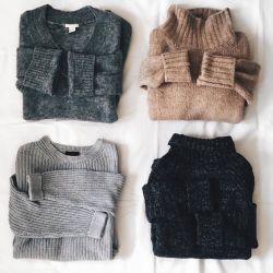 dresslily-official: Sweater Addict 💕               👉 👉 👉 &lt;&lt;Find it here&gt;&gt;   @dresslily-official 