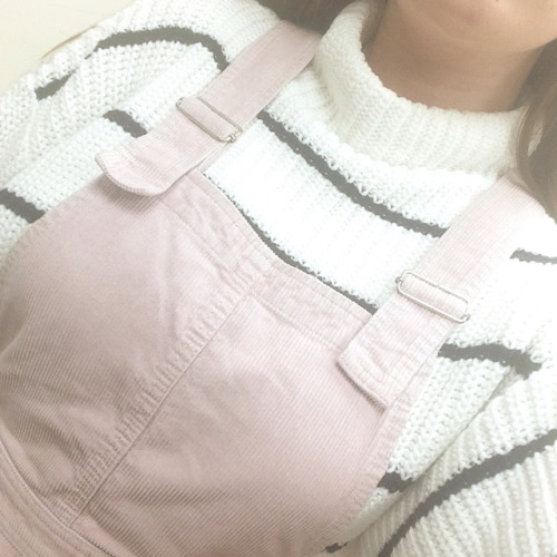  #ootd #pinkdungarees #pinaforedress #thisjumpertho #newlookfashion