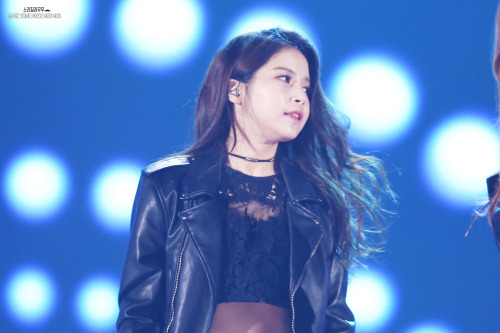 fy-yongsun: 151230 Solar @ 2015 KBS Gayo Daechukje © 소리질러무무