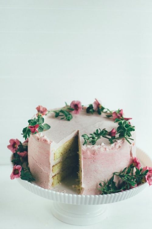 confectionerybliss: Buttermilk Cake with Rhubarb Frosting and Cardamom Cream | The Vanilla Bean Blog