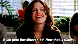 ocgifs:THE OC MEME | five friendships [2/5] ↳ summer roberts and ryan atwood