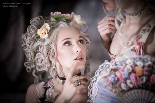 18th century boudoir photoshootIdea: Lina GrozaModels, costumes, style: Lina Groza, Diana KareuPhoto