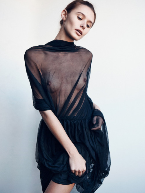 irresistiblefeatures:  From every angle    via Reblog for iPad