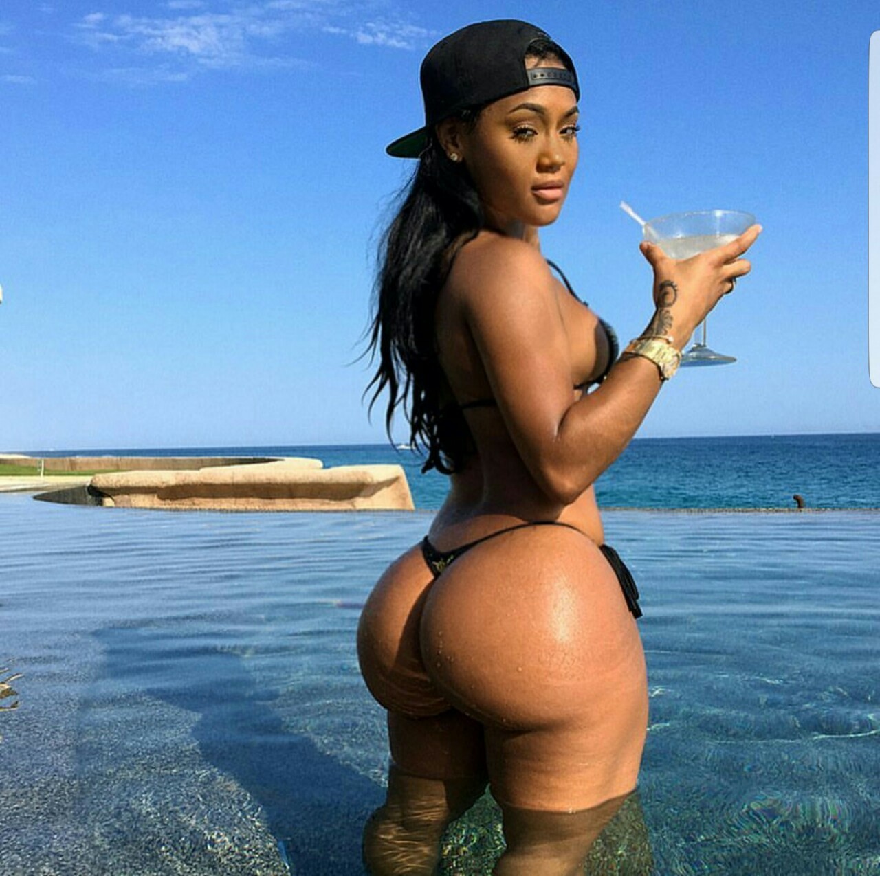 exoticladies1600:  lira_galore