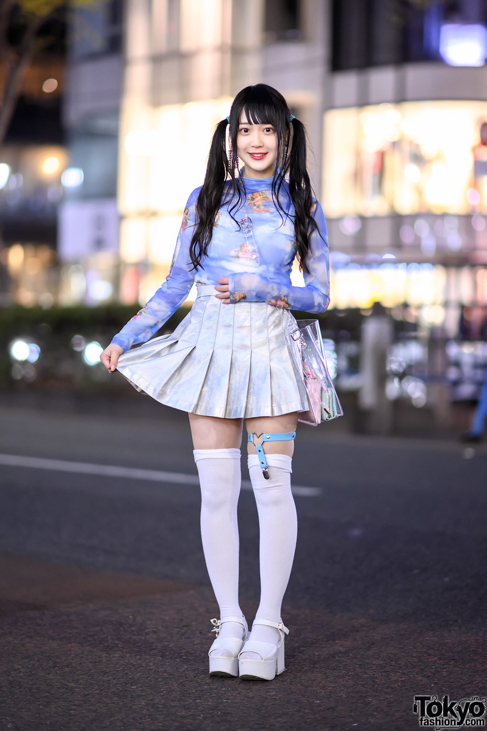 tokyo-fashion:  19-year-old Japanese idol - and Hatsune Miku fan - Misuru on the