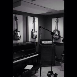 Lostarkstudio:  From A Session Recording Piano For The Palominos New Lp - Simple