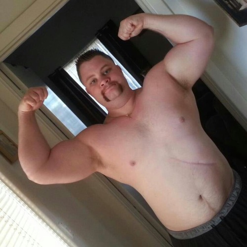 chubadmirer:  Chubs y Algo Más…