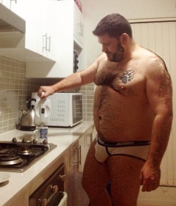 strikerstrikerstriker:  cutecubs:  chunky big cute cub  Well, looky here! It’s the hottest man in Australia. Other than my hubby.