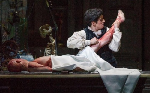 teratomarty: zigraves: carmenquinn: Mary Shelley’s Frankenstein Royal Ballet oi, @teratomarty 