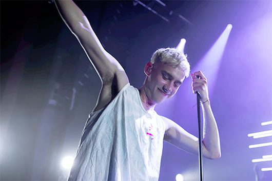 tfwnolly:  Years &amp; Years during their gig at O2 Shepherd’s Bush Empire