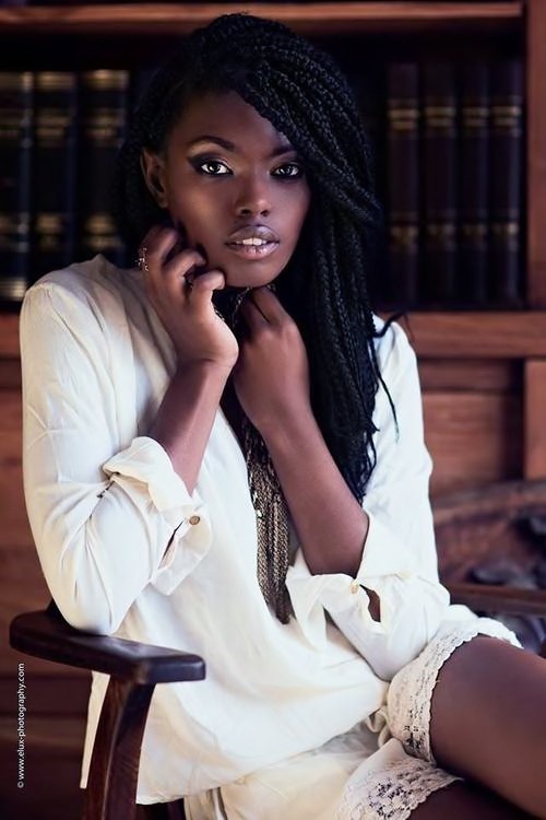 blackbigbootybitches:  http://bootyblackbitches.com