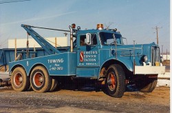 semitrckn:  Autocar classic wrecker 