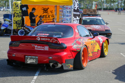 radracerblog:  Mazda Rx-7 FD Lightning McQueen