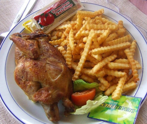 chillypepperhothothot: fried chicken with french fries ☆☆☆ by jetohs on Flickr.