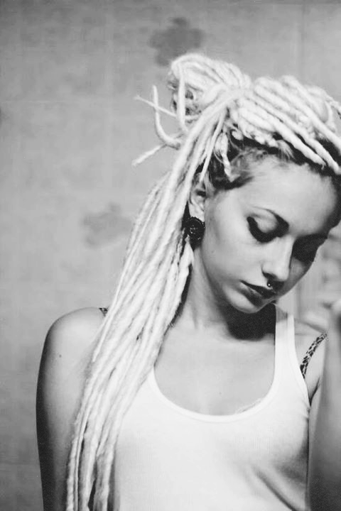 u-n-d-e-a-a-a-d:  - b&amp;w blog - 