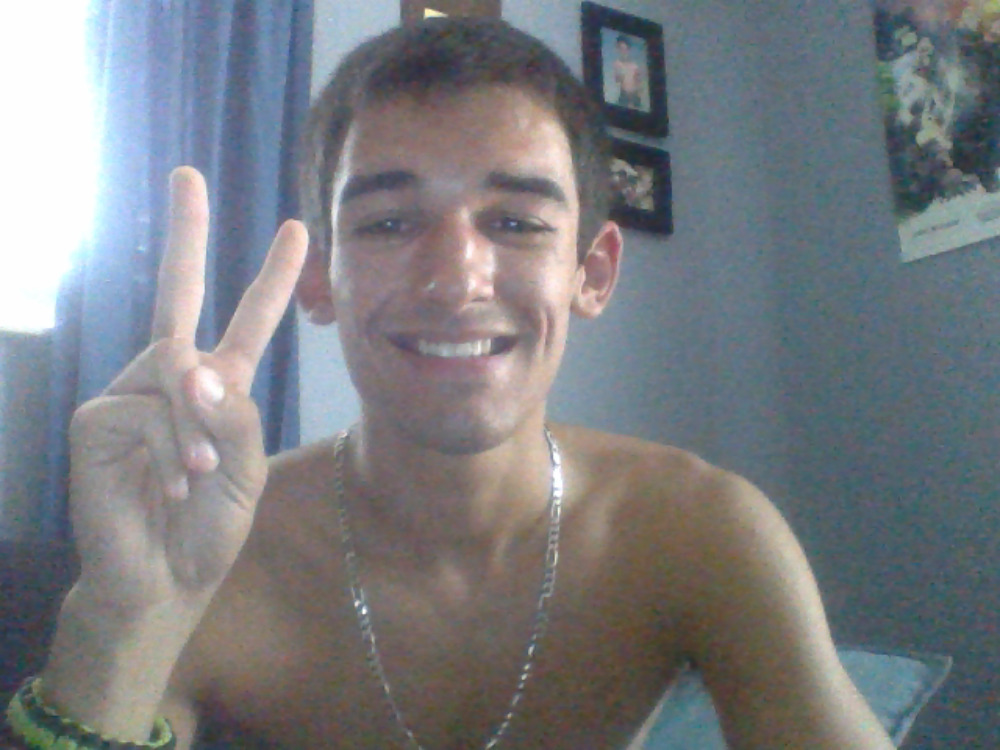 aidoneous:  I’m sweaty and tired but I’m getting abs and pecs and just, yes.