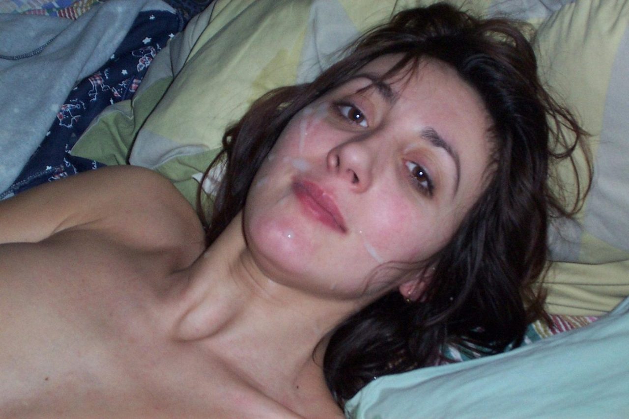 zorglist:  Amateur wife gets the cum on her face and body @ http://homemadecumshots.zorglist.com