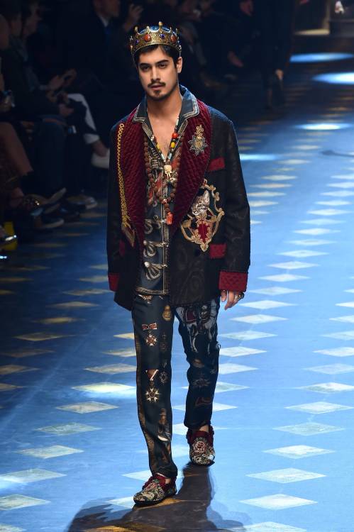 celebsofcolor:Avan Jogia walks the runway during the Dolce & Gabbana show as part of the Men’s F