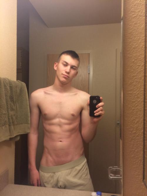 Sex str8bros:  Army guy 2  pictures