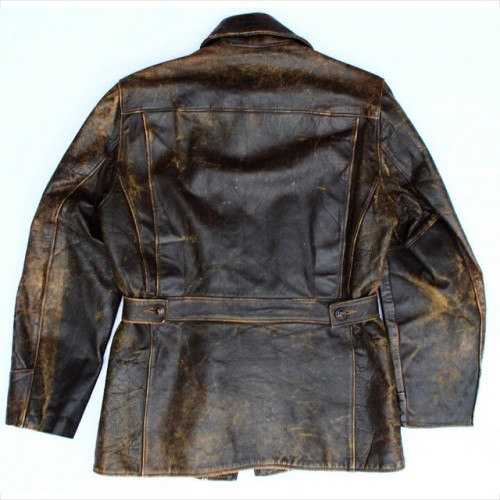 Back details… Beauty 1940’s Speigel front quarter horsehide jacket. Quited lining. Size