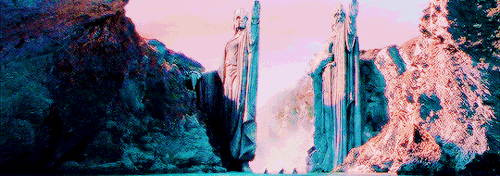 lokidlaufeyson: “As Frodo was borne towards them the great pillars rose like towers to meet him. Gia