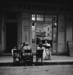 fewthistle:  Marseille. 1956. Photographer: Nico Jesse 
