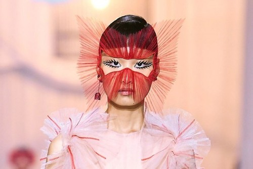 daily-front-row: Dior Debuts Pink and Red Couture Capsule Collection In Shanghai chicdfr.co/