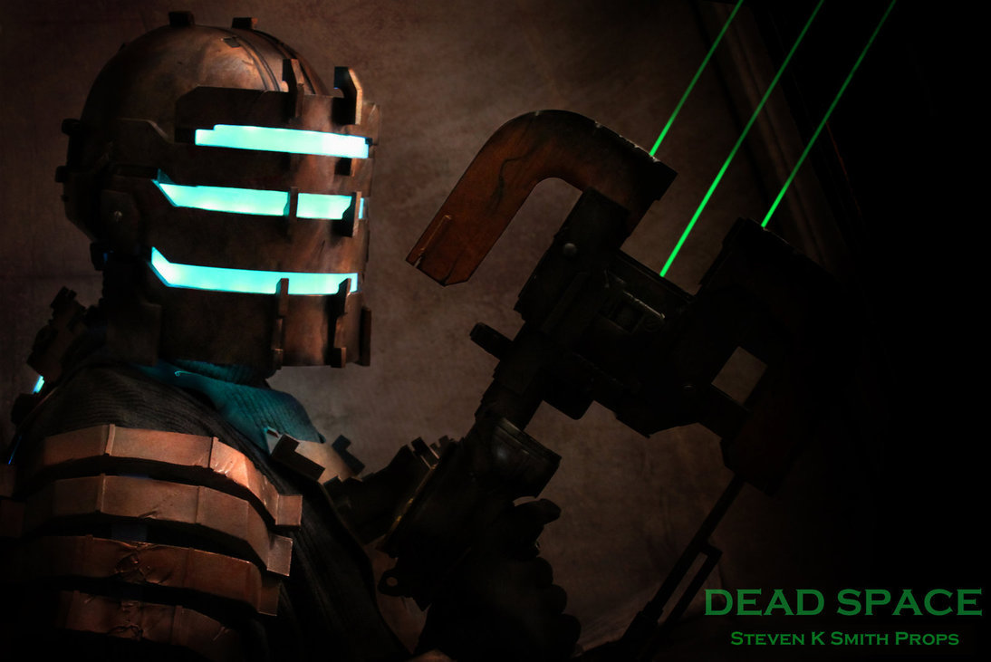 theomeganerd:  This Dead Space Cosplay took over 300 hours to complete by Steven