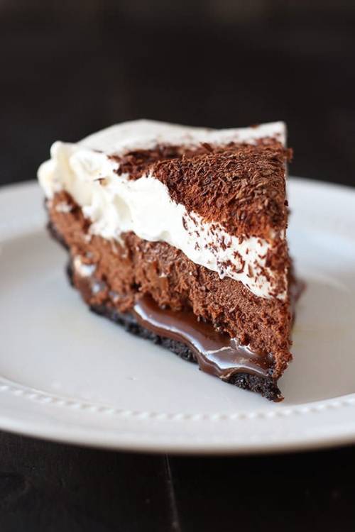 daily-deliciousness:  Chocolate caramel french