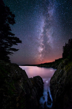 sundxwn:  The Red Glow of The Bold Coast by Adam Woodworth 