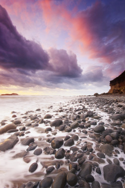 breathtakingdestinations:  Muriwai - New Zealand (von Chris Gin)