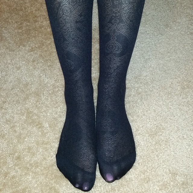 herhosiery:  #pantyhose #nylons #tights #tightsfetish #pantyhosefetish  #nylonfetish