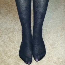 herhosiery:  #pantyhose #nylons #tights #tightsfetish