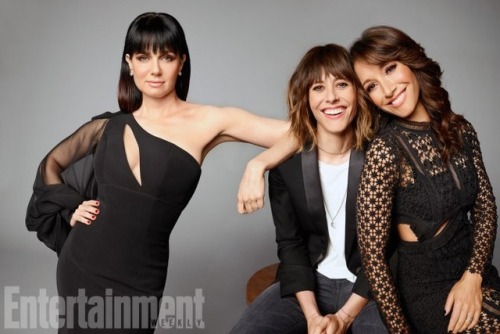 fallingforthecaptain:Wow the L word reunion they all look amazing