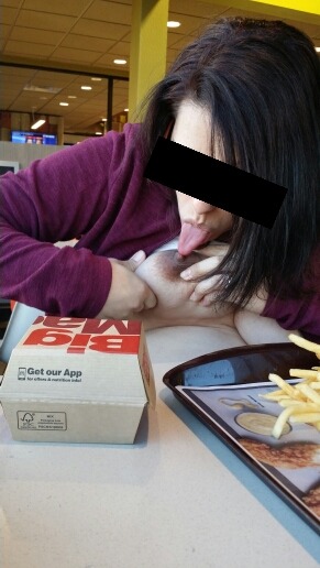 Solidldsmilf outting in 83440. Tits and fries :)