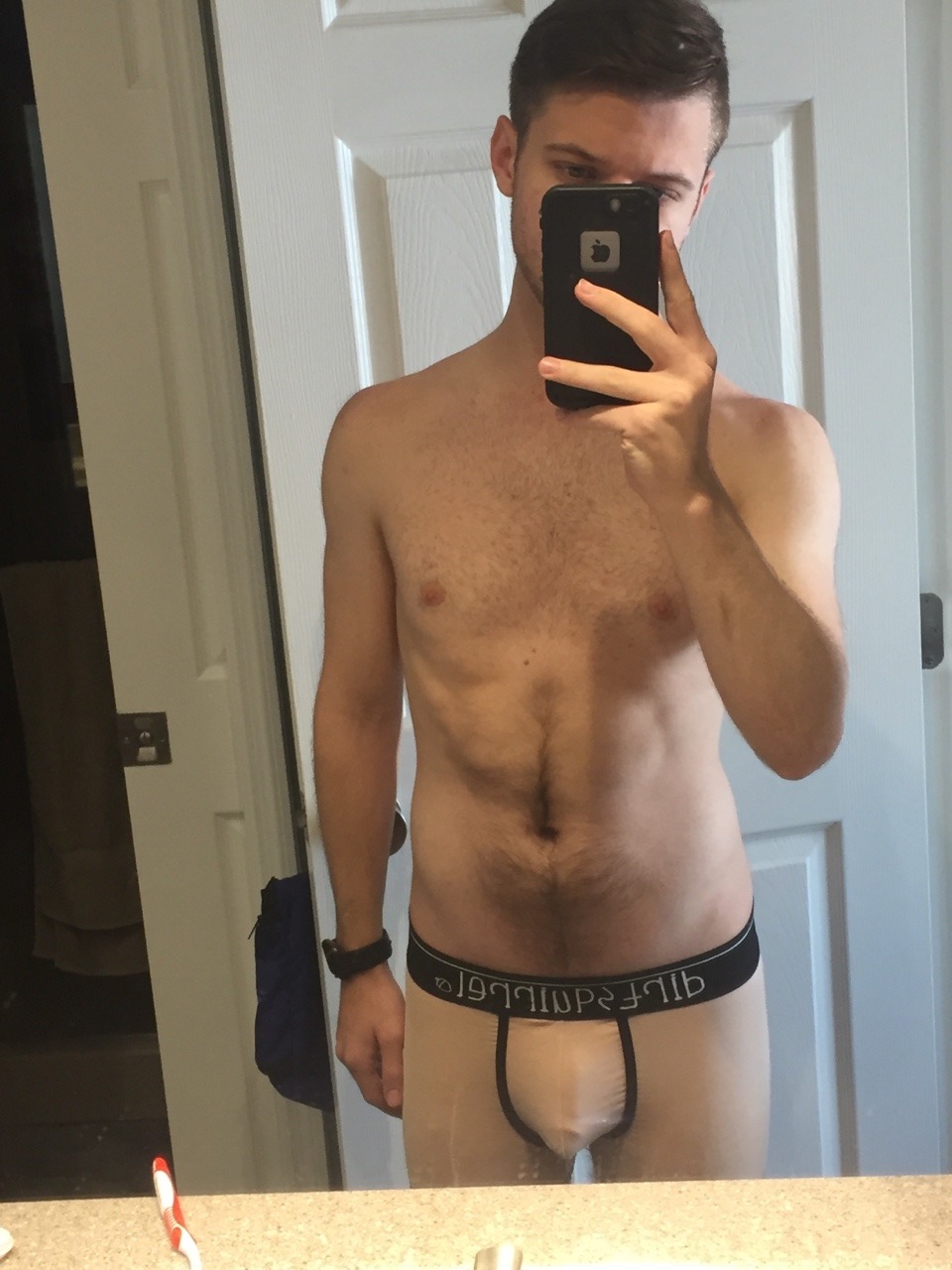 areallygaybee:Look at my nudes