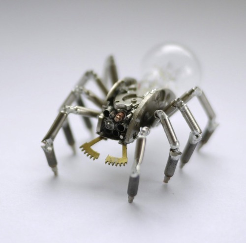 mymodernmet - Tiny Mechanical Insects Made of Watch Parts