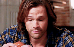 dean-has-a-bacon-kink:  bloodysigils-deactivated2019021: spn + favourite sam and